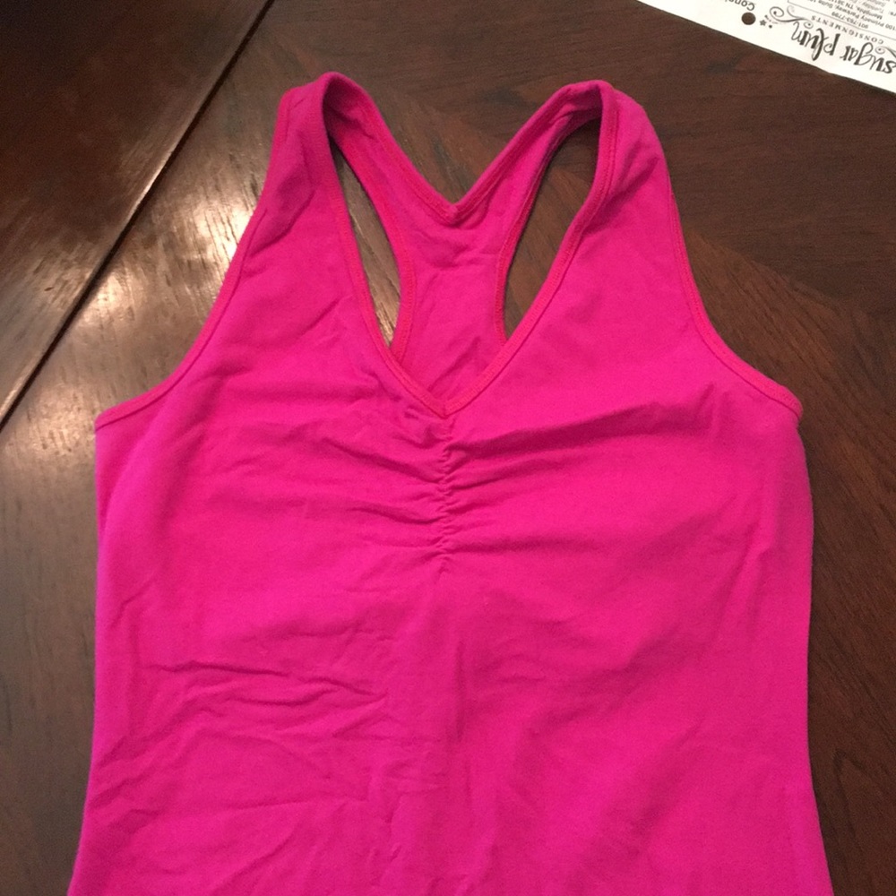Rese tennis top